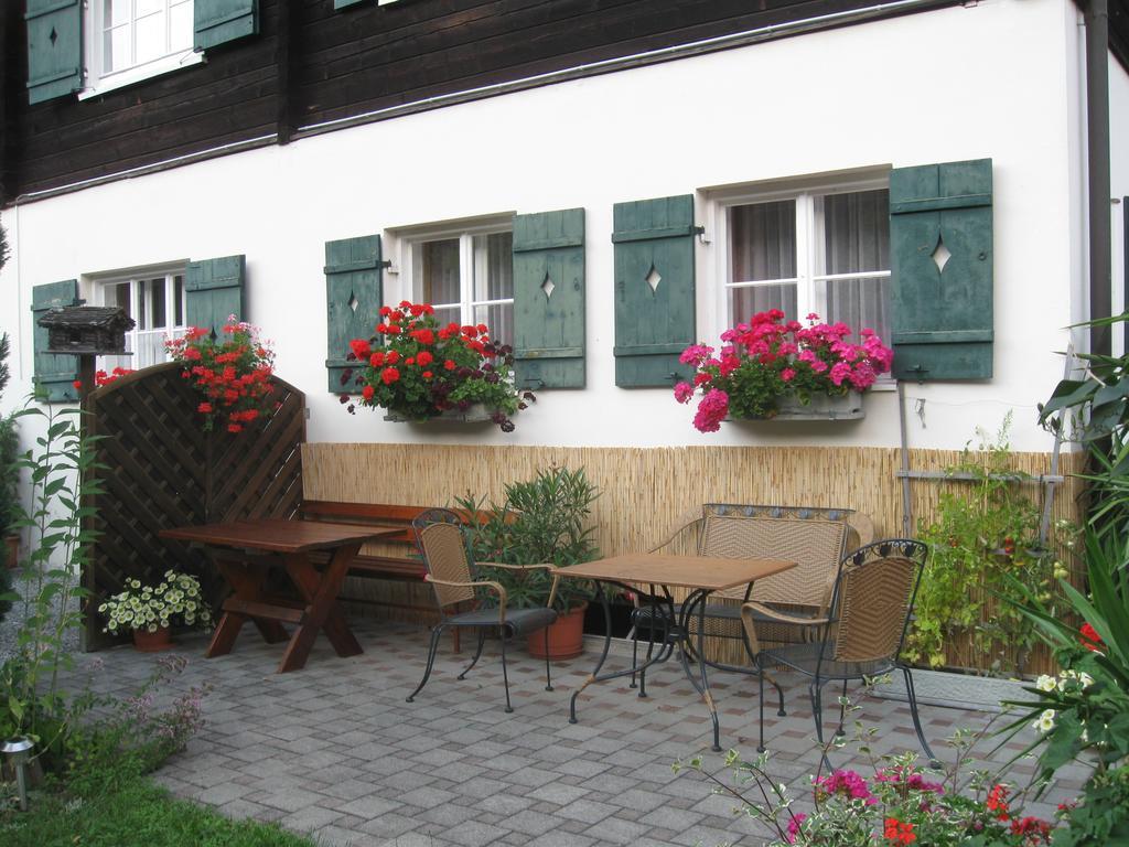 Haus Klinger Apartment Gaschurn Exterior foto